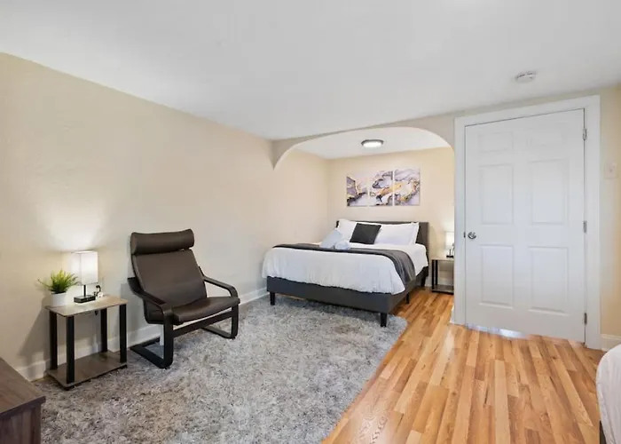 3 Story With 11 Beds, Super Close To Pitt And Cmu Holiday home *