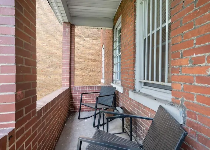 3 Story With 11 Beds, Super Close To Pitt And Cmu *